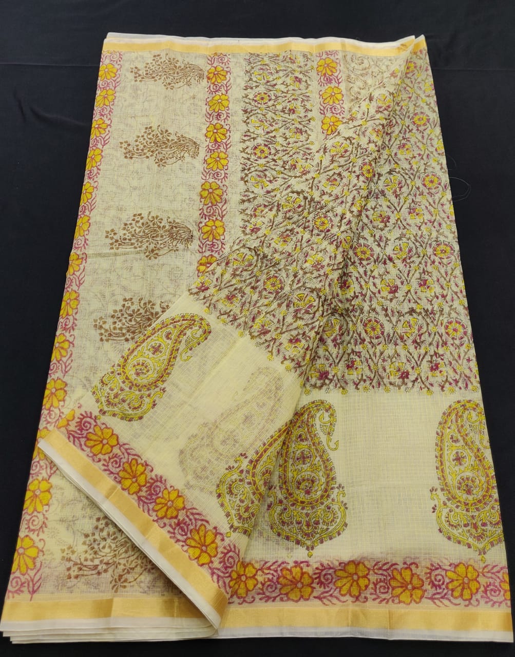 Discerning Look Cream Colored Artistry KotaDoria Block Printed Cotton Saree With Running Blouse